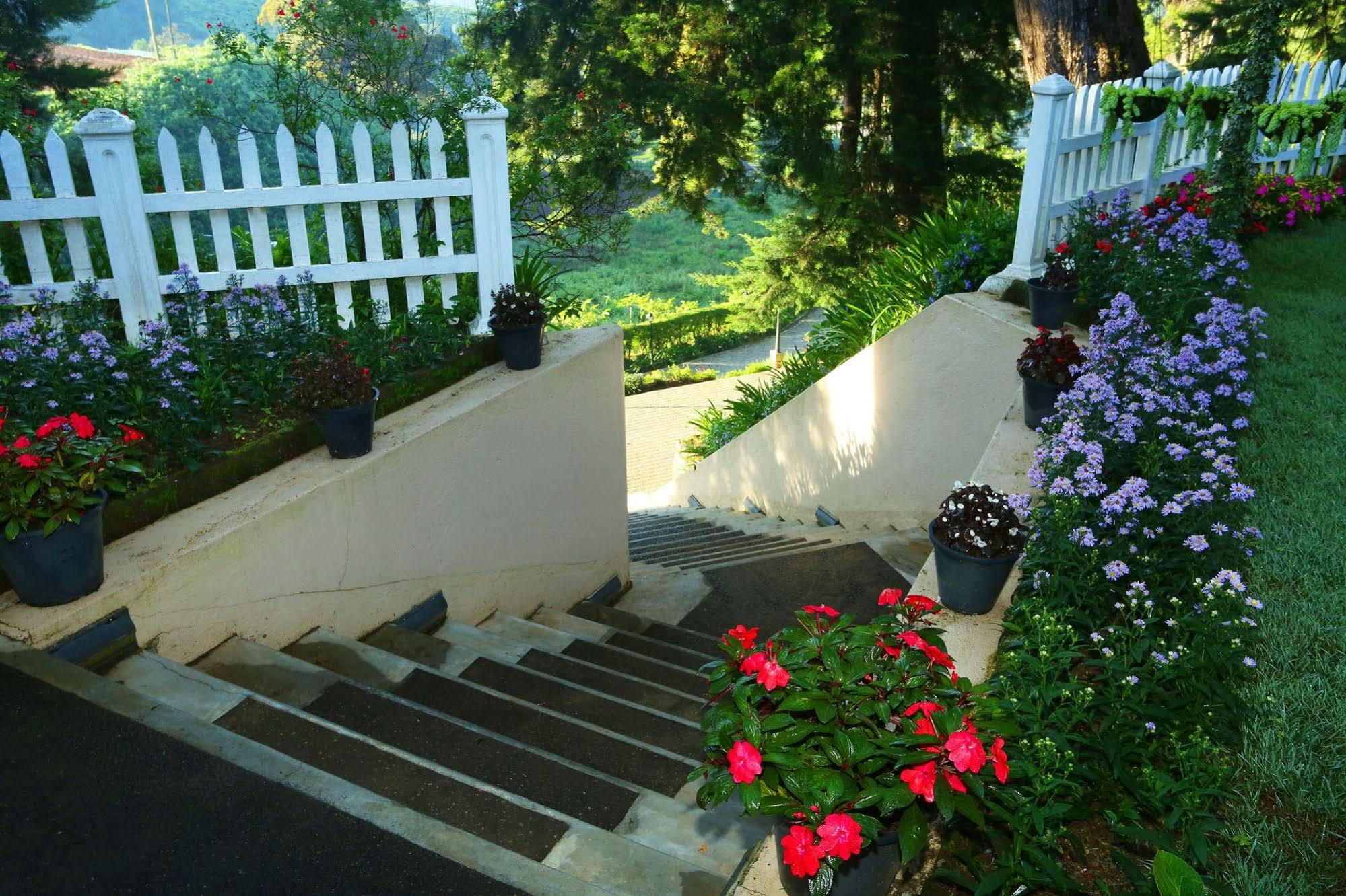 The Firs Villa นูวาราเอลิยา ภายนอก รูปภาพ