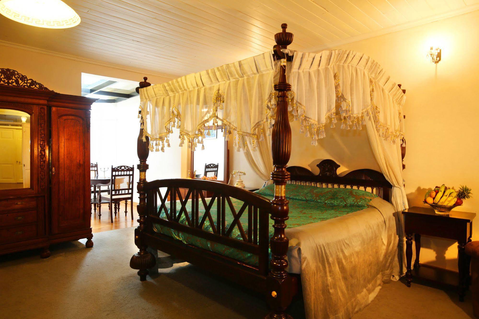 The Firs Villa นูวาราเอลิยา ภายนอก รูปภาพ