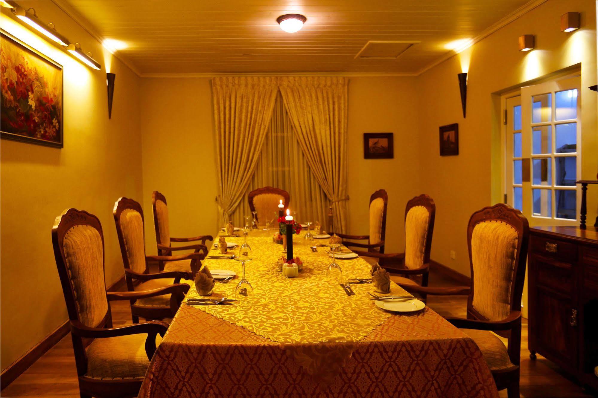 The Firs Villa นูวาราเอลิยา ภายนอก รูปภาพ
